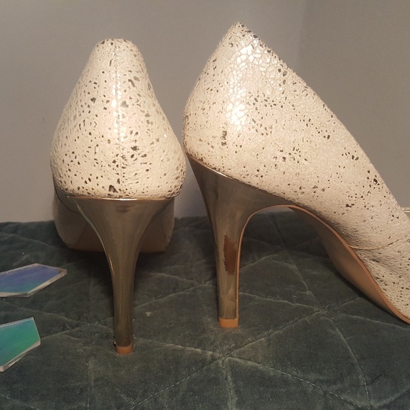 Metallic Snakeskin Style 4" Peep Toe Heels SZ 8 - Picture 6 of 8